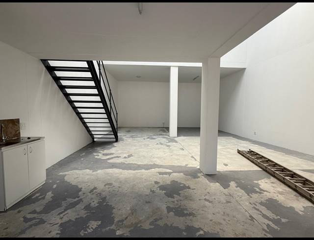 147M² WAREHOUSE FOR SALE IN BARBEQUE DOWNS